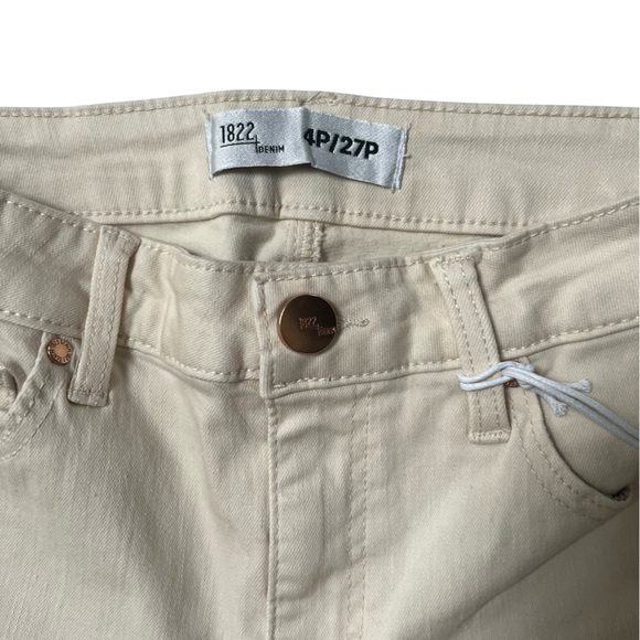 New with tags 1822 Denim Cream Flare Wide Leg Jeans stretch 4P - Picture 5 of 11